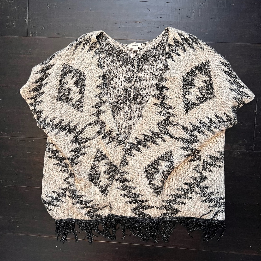 Tribal boho sweater from Garage. Size XS/S